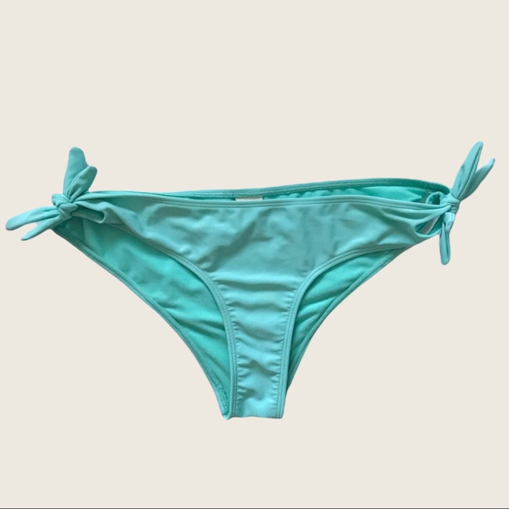4/$25 Hollister full coverage mint bikini bottoms